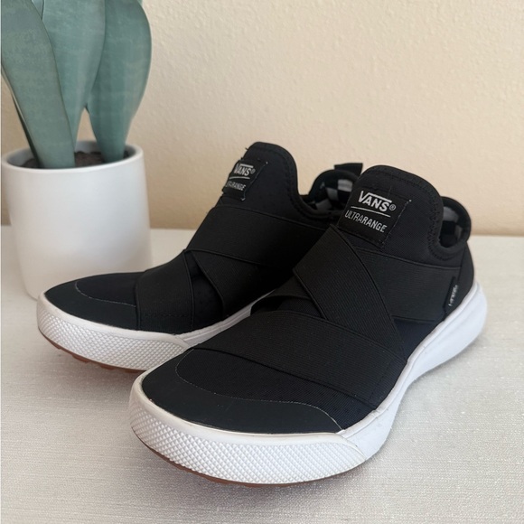 Vans UltraRange Black Mesh Slip On Sneakers women 7 men 5.5 - Picture 4 of 15